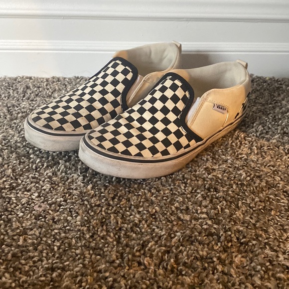 Black and White checkered Vans size youth 5 - Picture 1 of 4